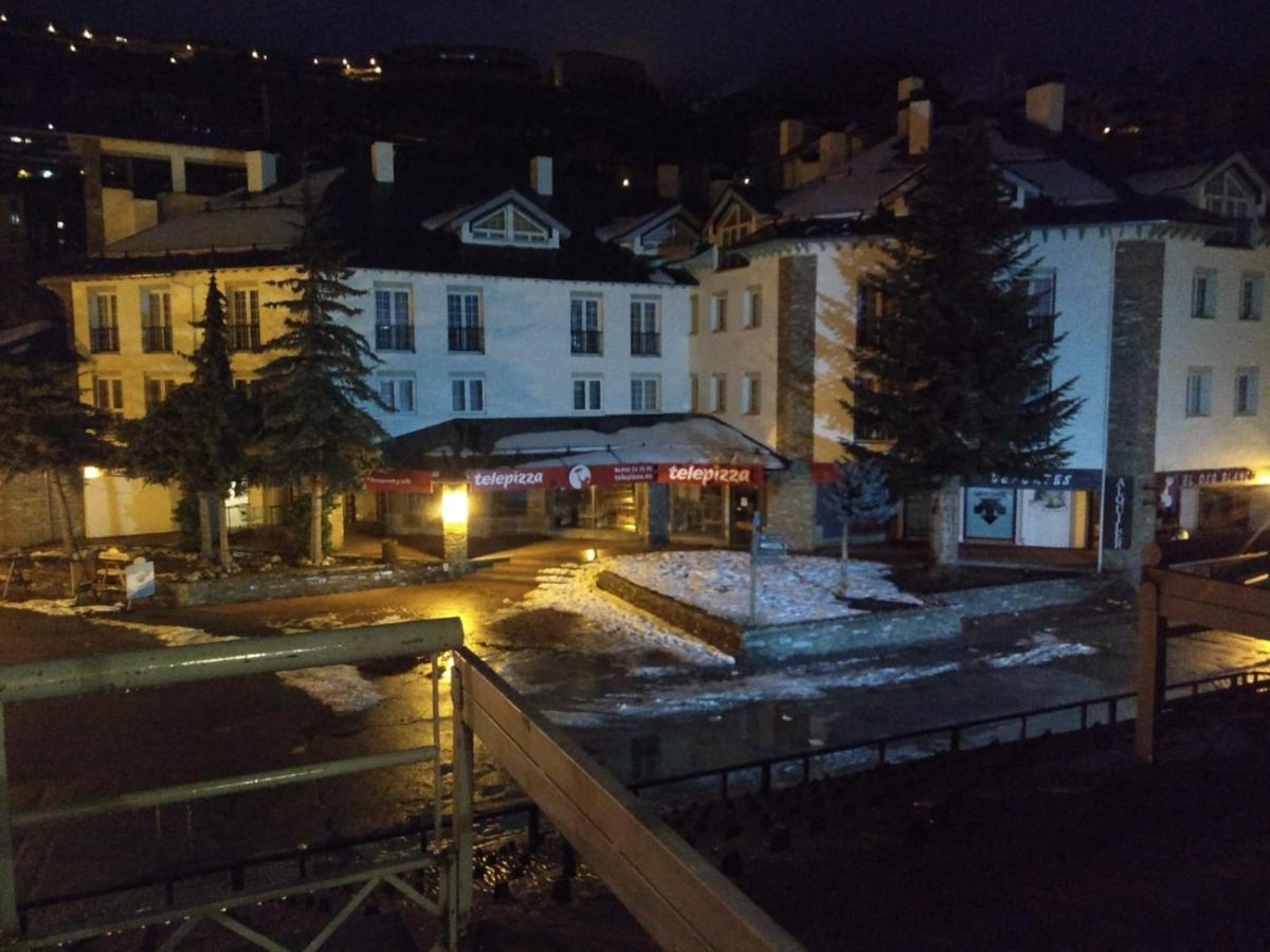 Todosierranevada Zona Baja -Plaza Principal-Junto A Los Telecabinas Sierra Nevada Dış mekan fotoğraf